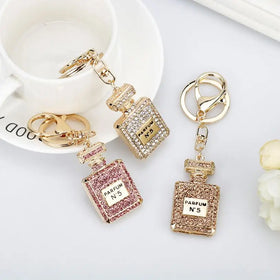 New Women Keychain Perfume Bottle Diamond-encrusted Alloy Key Chains Fashion Car Keychain Bag Pendant Rhinestone Crystal Keyring