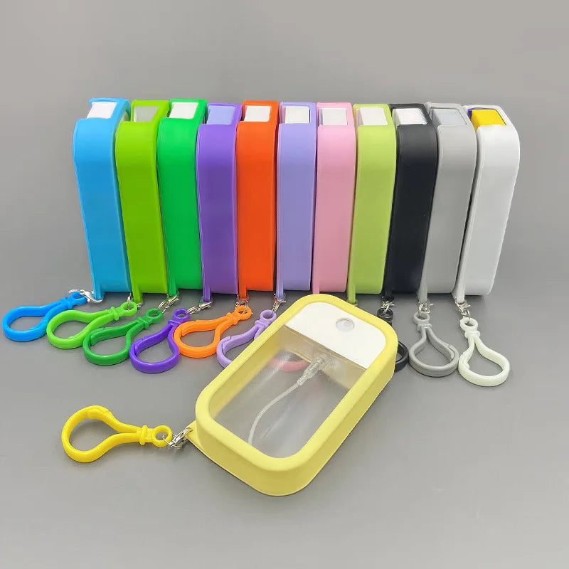 Refillable Pocket Size 50ml PETG Credit Card Type Plastic Spray Bottle with Silicone case and Funnel