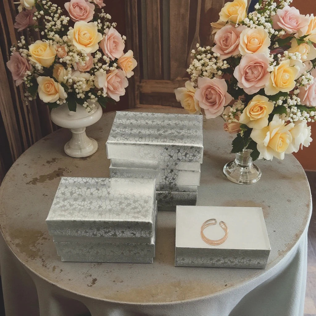 Wholesale Z21S 2-1/2 X1-1/2 X 7/8 Silver Cotton Filled Gift Boxes Silver Foil Jewelry Cardboard Boxes for Ring Earring Packaging