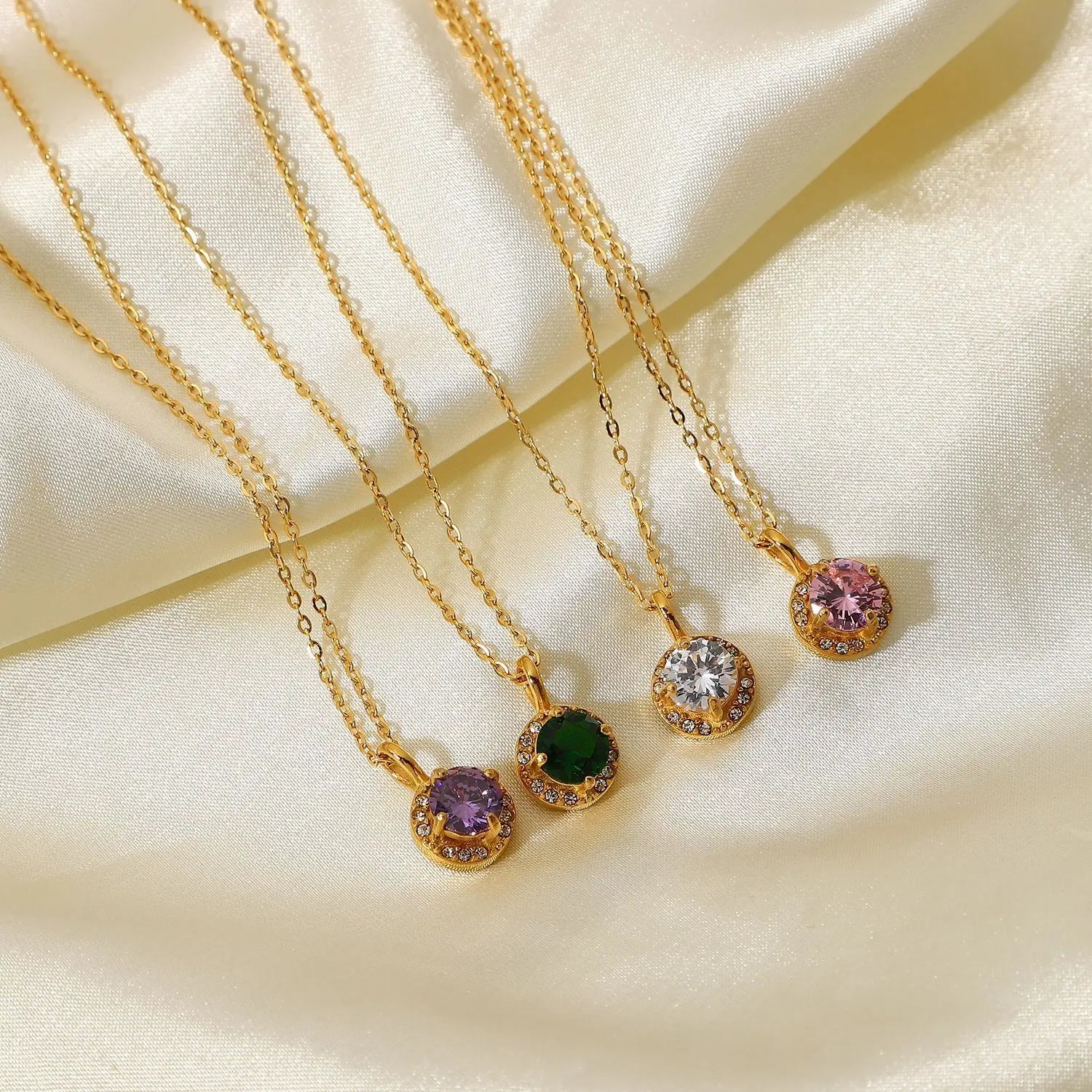 Fashion Double Layer Zircon Pendant Necklace Simple 18K Gold Stainless Steel Diamond Pendant Necklace