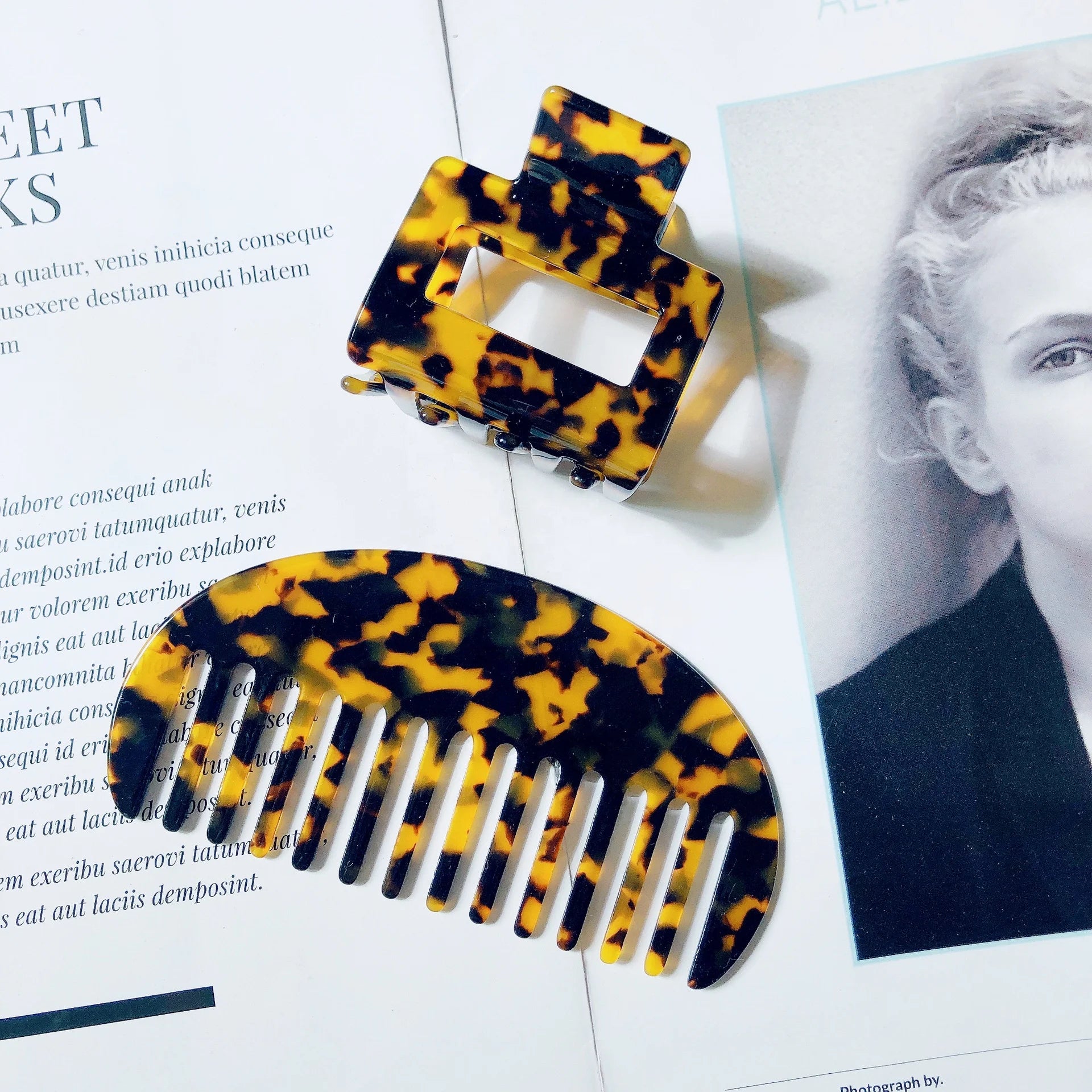 Zhejiang Yiwu Round Acetic Hair Combs Clips Accessories Set Wig Daily Use Square Cellulose Acetate Hair Claw and Comb for Hair