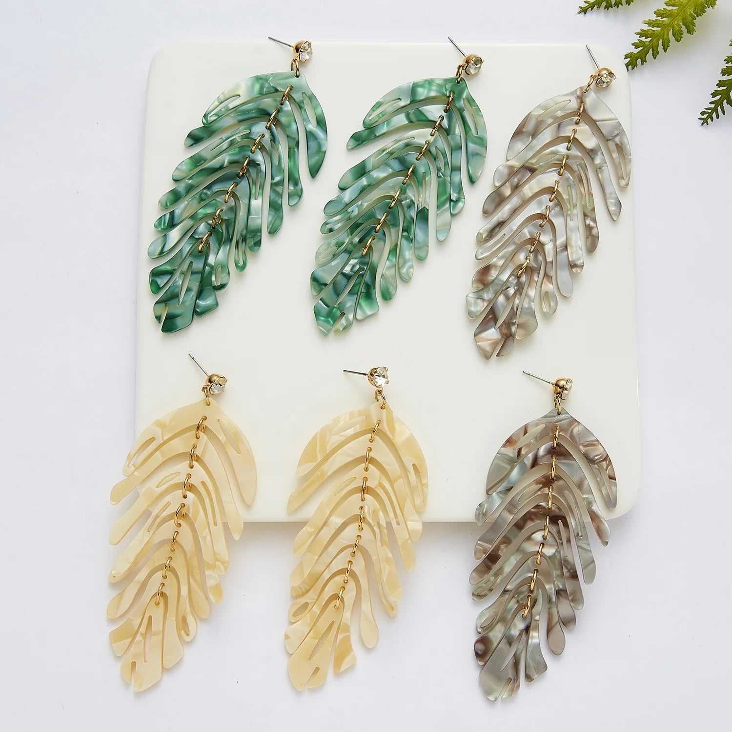 Shangjie OEM Acetate Colorful Hawaii Trendy Leaf Pendant Earring Monstera Palm Leaf Hawaiian Jewelry Earring