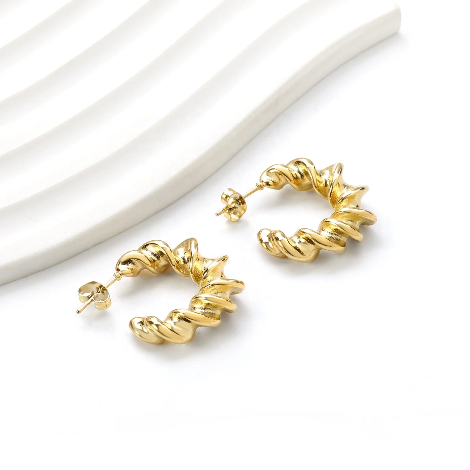 Factory Custom Anti-tarnish Stainless Steel 18k Gold Plated Statement Earrings Jewelry Women Chunky Twisted Hoops Stud Earrings