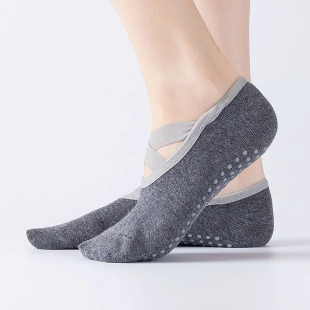Custom Transparent Dance Grip Anti-Slip Breathable Cotton Yoga Socks with Cuff & Body Design for Women