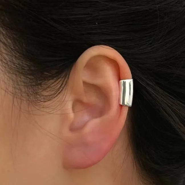 European and American Cool Geometric Long Tube Ear Clips Light Luxury Simple Design Niche Earrings for Women Fashion Jewelry