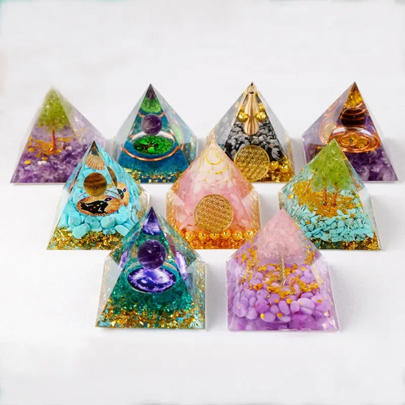 Wholesale 5cm Crystal Pyramid Healing Seven Chakra Orgone Pyramid Healing Room Decoration