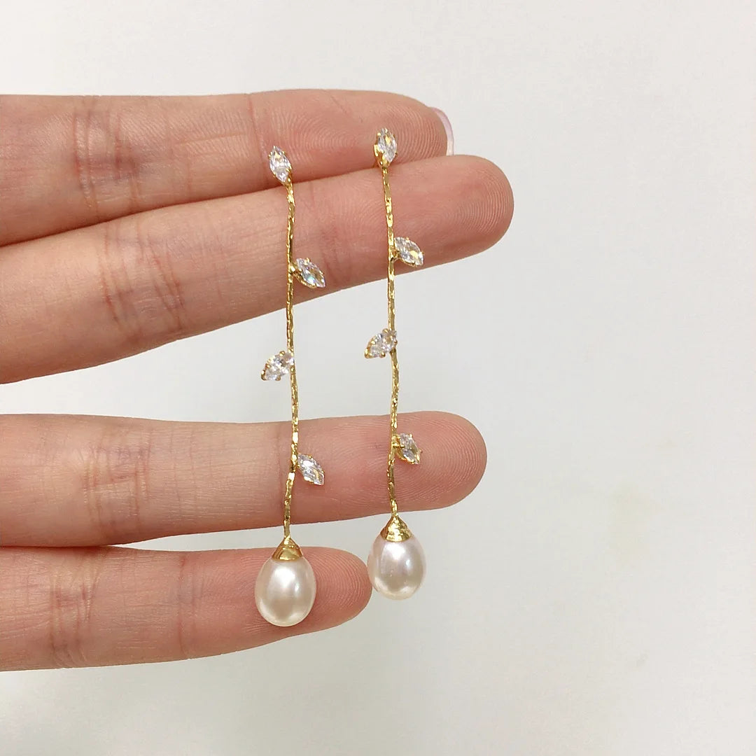 S925 Pure Silver Drop Earrings Trendy Willow Leaf Shape with Zircon Design Freshwater Pearl Gold Plated for Parties