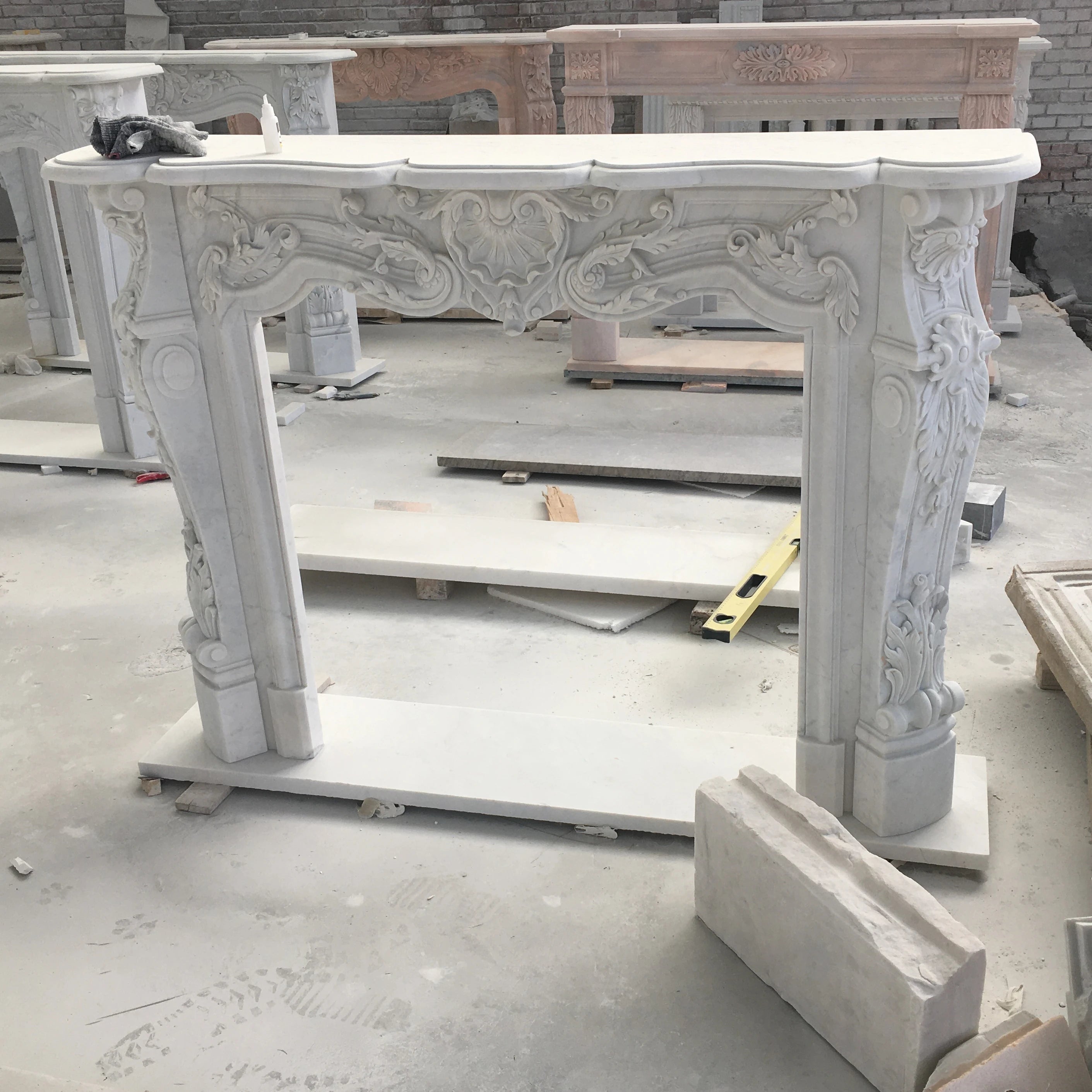 Marble Stone Fireplace Surround Carving for Villa Home Decoration with 1 Year Warranty