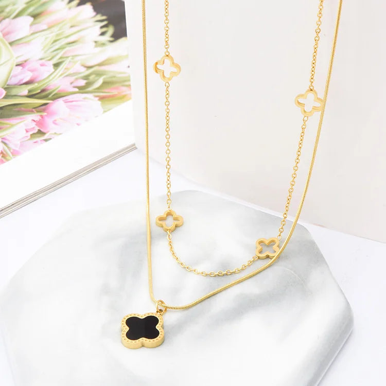 Wholesale Korean Fashion Snake Bone Chain 18k Gold Plated Double Layered Roman Round Pendant Necklace