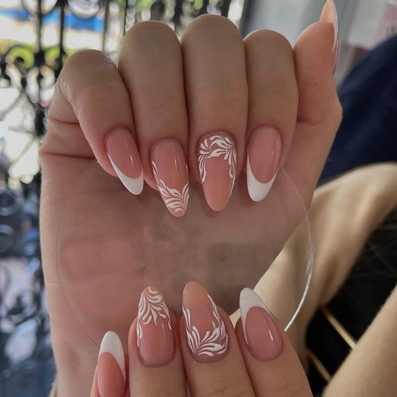Wholesale Medium Almond Stiletto White Nude Flower Press on Artificial Custom False Nails Press on Nails