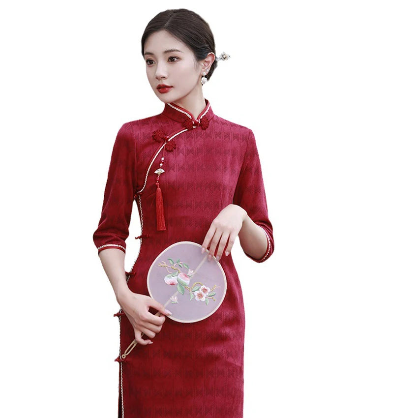 Elegant Autumn and Winter Women Women's Girls Wear Cheongsam Long High Slit Engraved Suede pink Qipao Factory for Ladies Dress