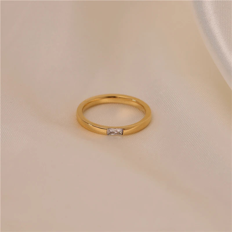 High End 18K Gold Plated Dainty Clear Zirconia Stainless Steel Rings for Women Tarnish Free Jewelry