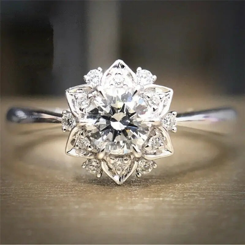 CAOSHI Friends Party Jewelry Dainty Flower Ring Independent Zircon Rings Girls Silver Bling Bling Thin Flower Rings Women