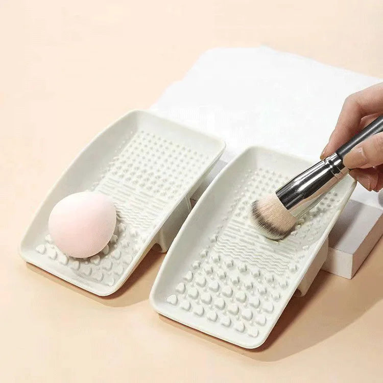 Promotion Cheap Cosmetic Easy Washing Tool Cleaning Cup Powder Puff Square Silicone Makeup Brush Cleaner Mat