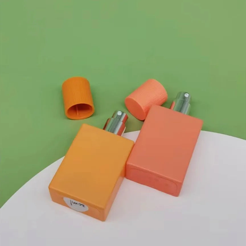 Promotional 30ml Portable Travel Cosmetic Packaging Glass Bottle pink Frosted Glass Perfume Skin Care Spray Bottle