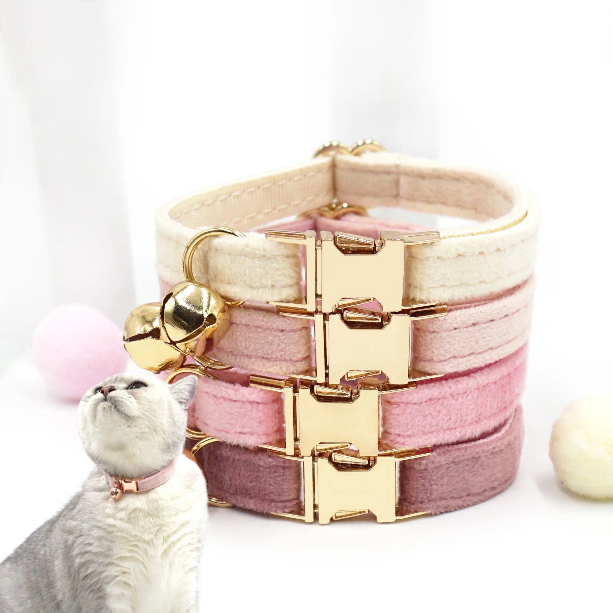Fashion Velvet Cat Collar with Small Bell Classic Personalize Engraved Pet ID Name Number Comfort Durability Cat Collar