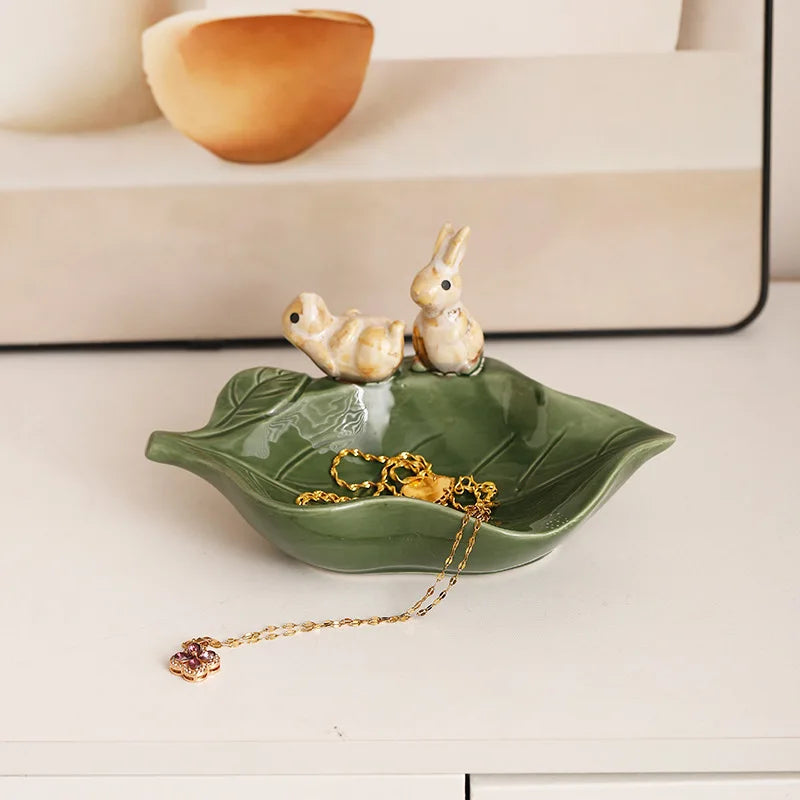 Modern Luxury Handmade Ceramic Jewelry Tray Leaf Petal Rabbit Decoration Square Marble Inspired Personalized Crafts for Pearl