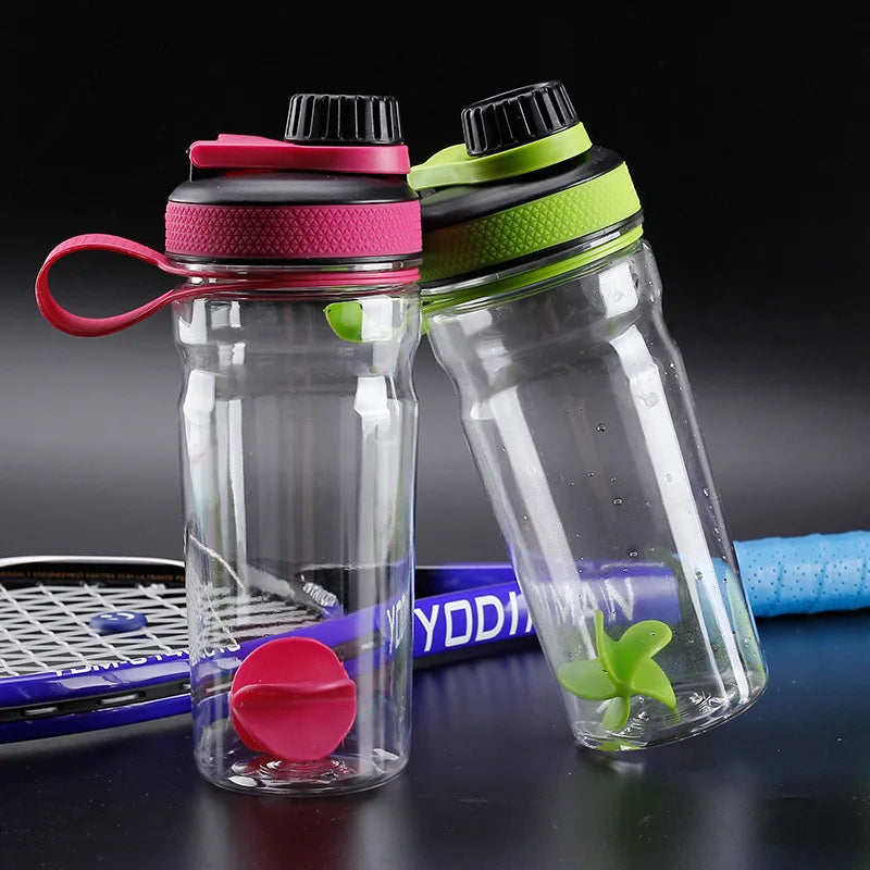 Hot Sale 700ml Classic PC Plastic Protein Shaker Cups Anti-corrosion Hand Grip Mix Balls Custom Logo Direct Drinking Outdoor Use