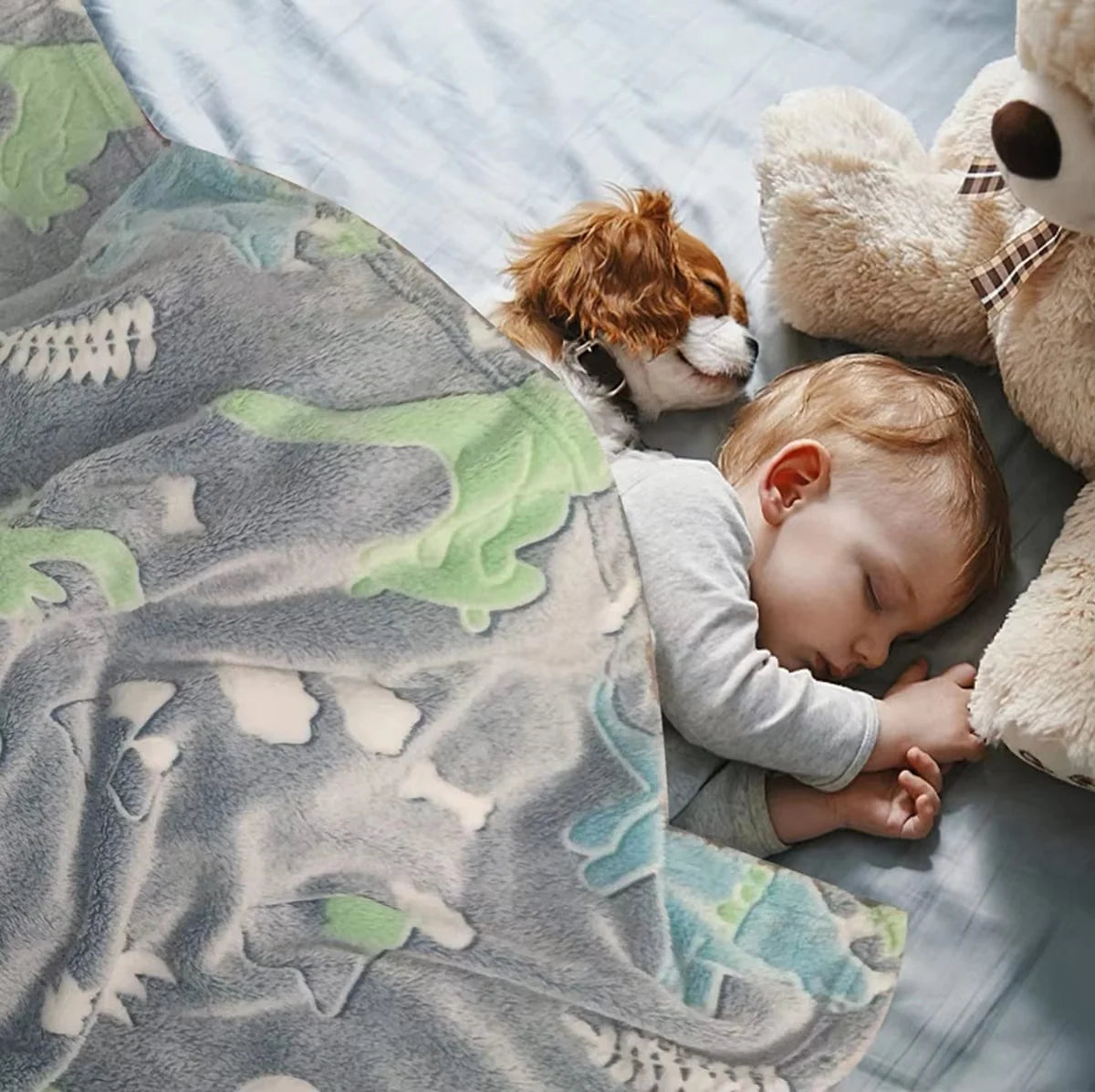 Cute Kids Magic Night Fluorescent Soft Flannel Unicorn Luminous Blanket Glow in the Dark Blanket