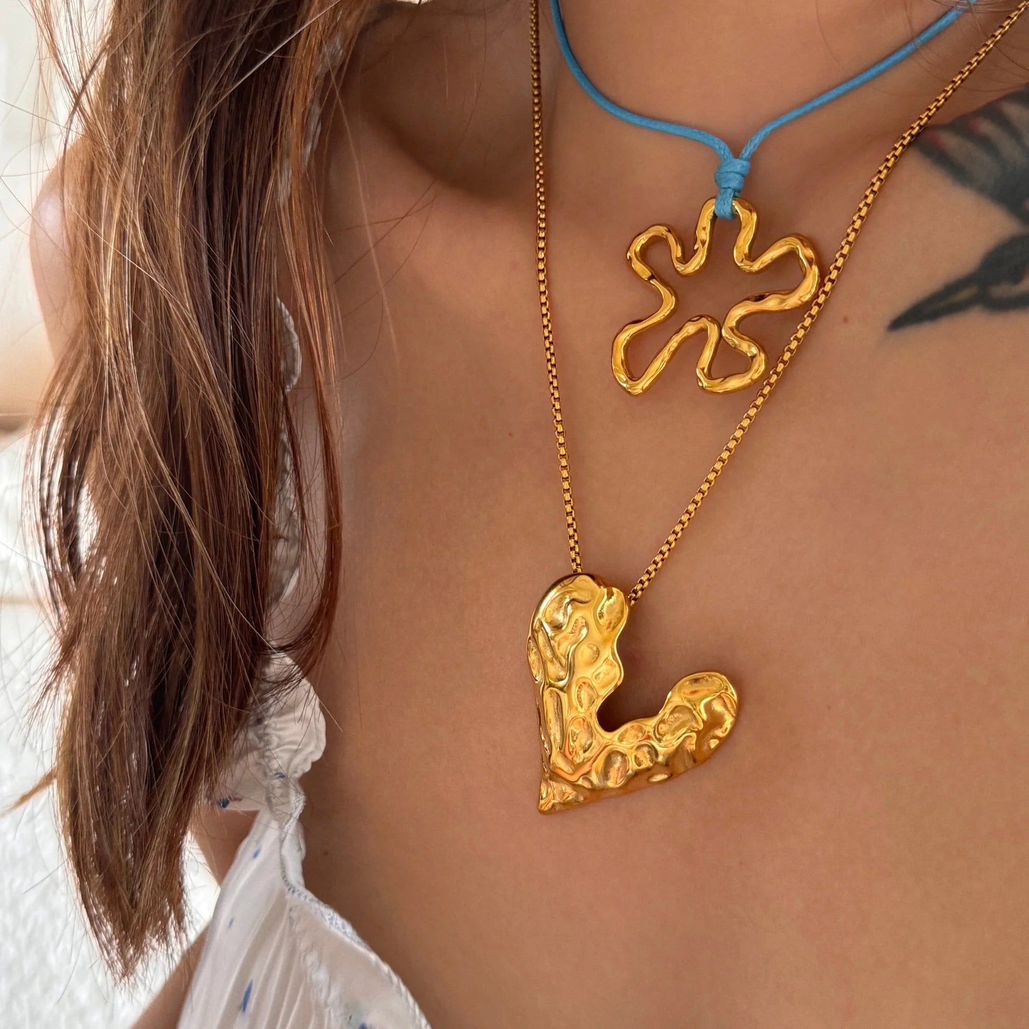 2024 Dazan New 18k Gold Plated Tarnish Free Stainless Steel Vintage Unique Love Embossed ANTI FASHION YOUTH Pendant Necklace