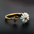 2022 Fashion Small Daisy Bee Open Design Paint Flower Bracelet Ring Necklace Earrings Set Jewelry Set Women