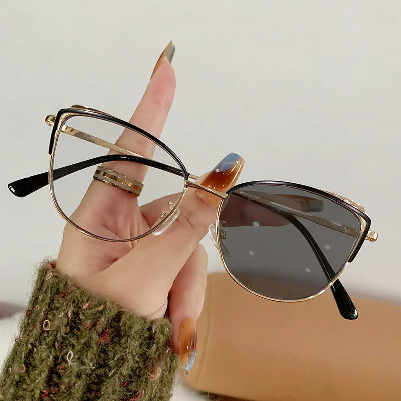 Fashionable Spectacle Cat Eye Metal Frame Photochromic Eyewear Double-color Anti-blue Light Optical Glasses for Women