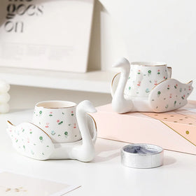 2026 New Arrived British Royal Gold Plated Coffee Cup European Tea Cups and Saucer Set Turkish Ceramic Tea Cup Set 2pcs