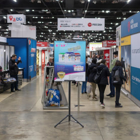 Artist Collapsable Double Sided Poster Holder Telescopic Easel Stand for Advertising