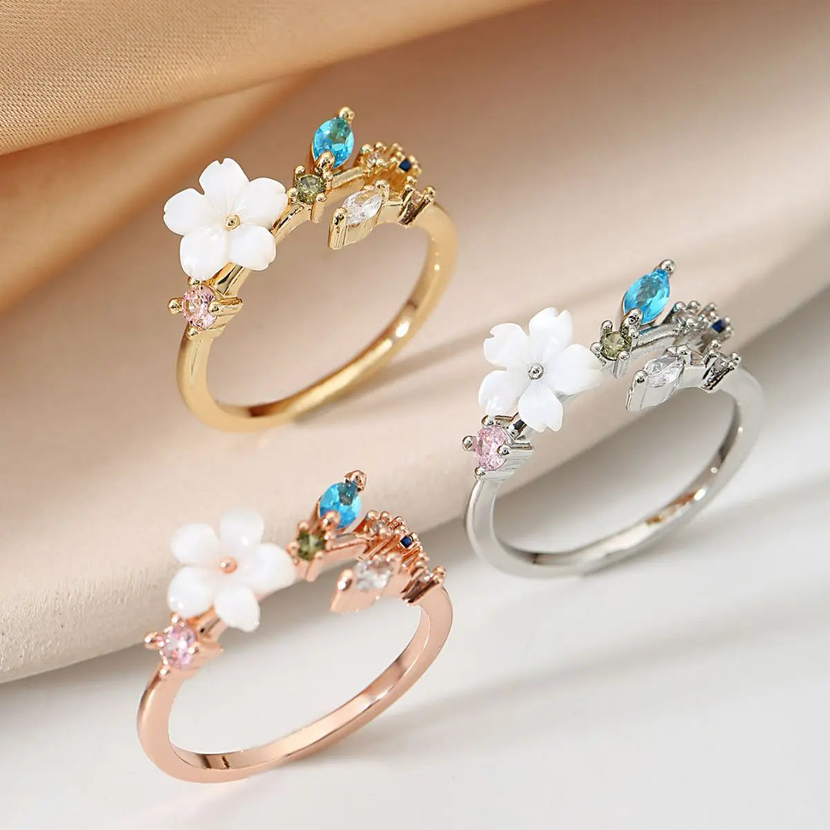 SC Hot Sale Fashion Gold Silver Adjustable Opening Rings Trendy Shiny Diamond Rings Korean Flower Rings for Teen Girls