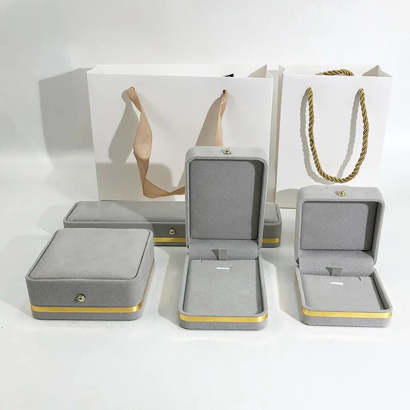 Wedding Gift Velvet Ring Pendant Earring Display Storage Jewellery Packaging Boxes Portable Jewelry Box