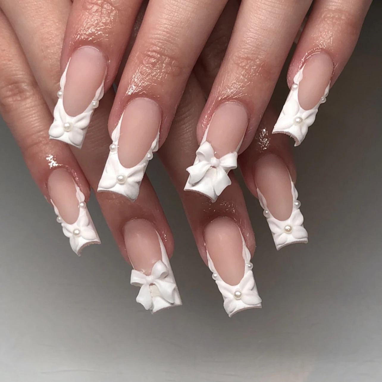 3890 Matte French 3D Bow Accents White Flowers Medium Square Design False Nails Press on Nails Artificial Fingernails Customize