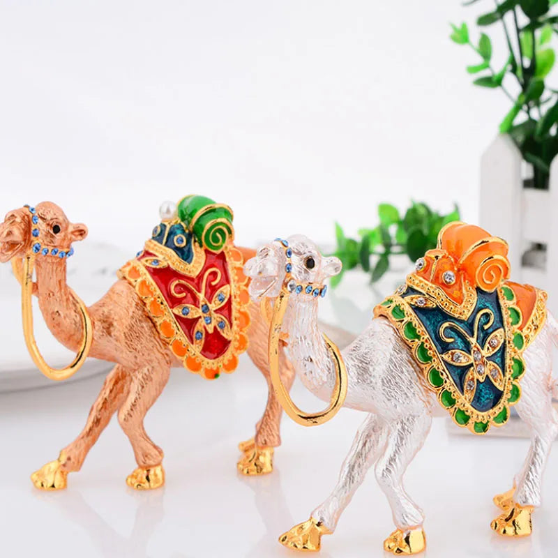 Cute Beautiful Creativity Gold Camel Shape Metal Arab Style Gift Jewelry Case with Diamond Inlaid