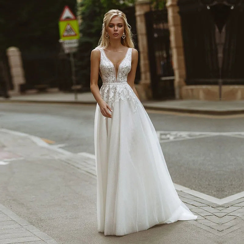 Deep V Neck Appliqued Lace Pearl Button Back A-Line Tulle Formal Bridal Dress Beach Simple Wedding Dresses