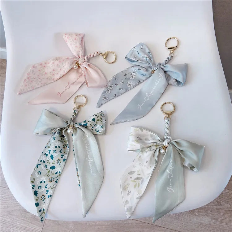 2025 Hot Fashion Quality Silk Scarf Bow  Accessories Luxury Designer Key Chain Creative Sublimatable Decoration Key Chains