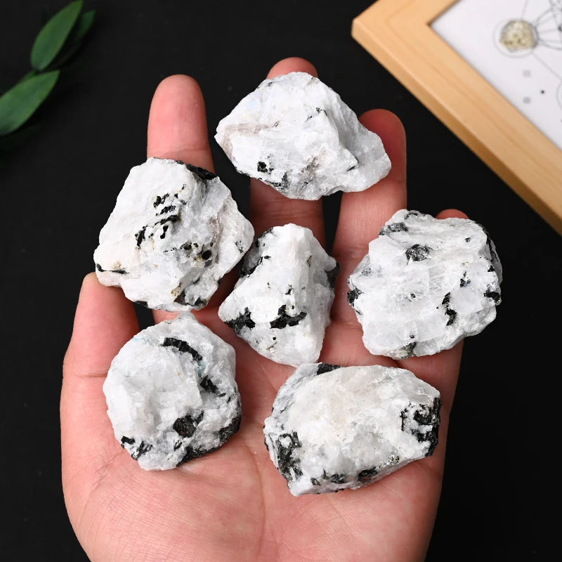 Bulk  Wholesale  Crystal Healing Stone Rock Stone 3-5 cm Flashy Moonstone Raw Stone for Decoration