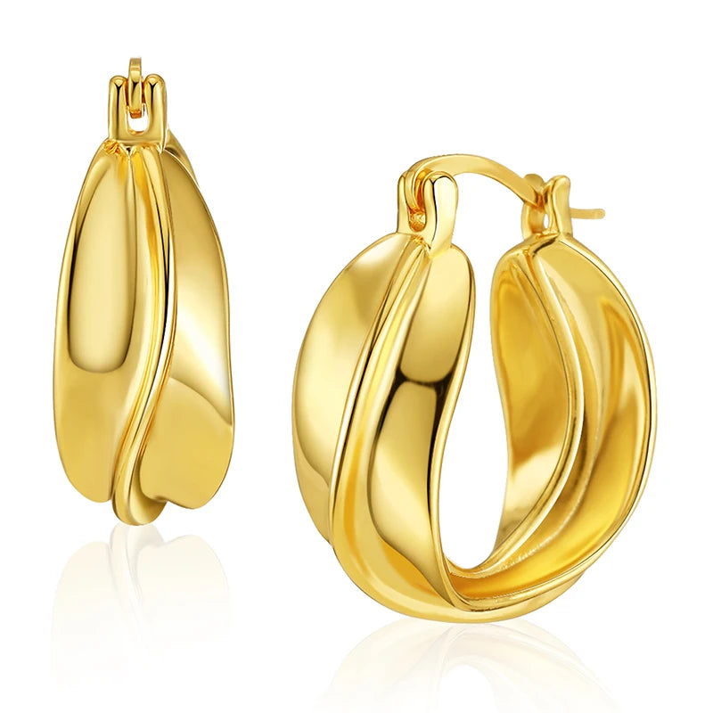 18K Gold Plated Hoop Earrings Modern and Minimal Delicate Huggie Earrings for Women Wholesale Minimalist Fashion Jewelry OEM ODM