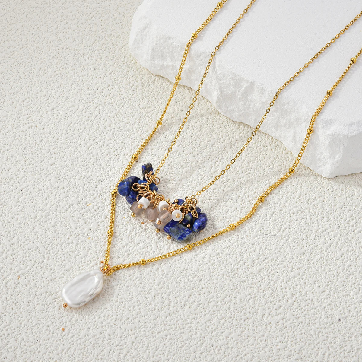 Women's Daily Wear Bohemian Style Natural Stone Fashion Beaded Necklace with Pearl Pendant on Chain