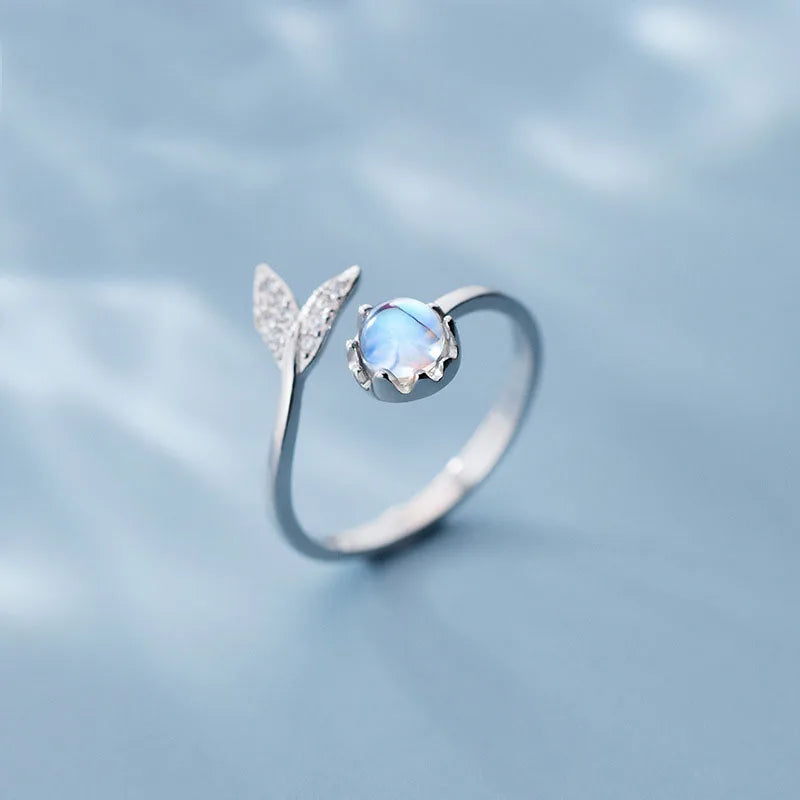 New Cute Design 925 Sterling Silver CZ Pave Moonstone Fishtail Finger Ring S925 Women J5640