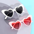 Bachelorette Love Heart Shaped Sunglasses for Bride to Be Party Women Vintage Mod Style Retro Glasses Border Custom Color