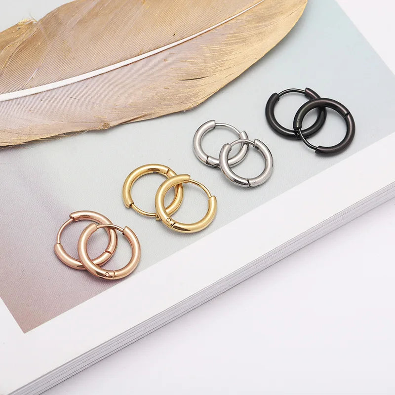 Trendy Stainless Steel Small round Hoop Earrings Simple Plain Circle Design with Gold Plating for Women's Party Outfits Gifts