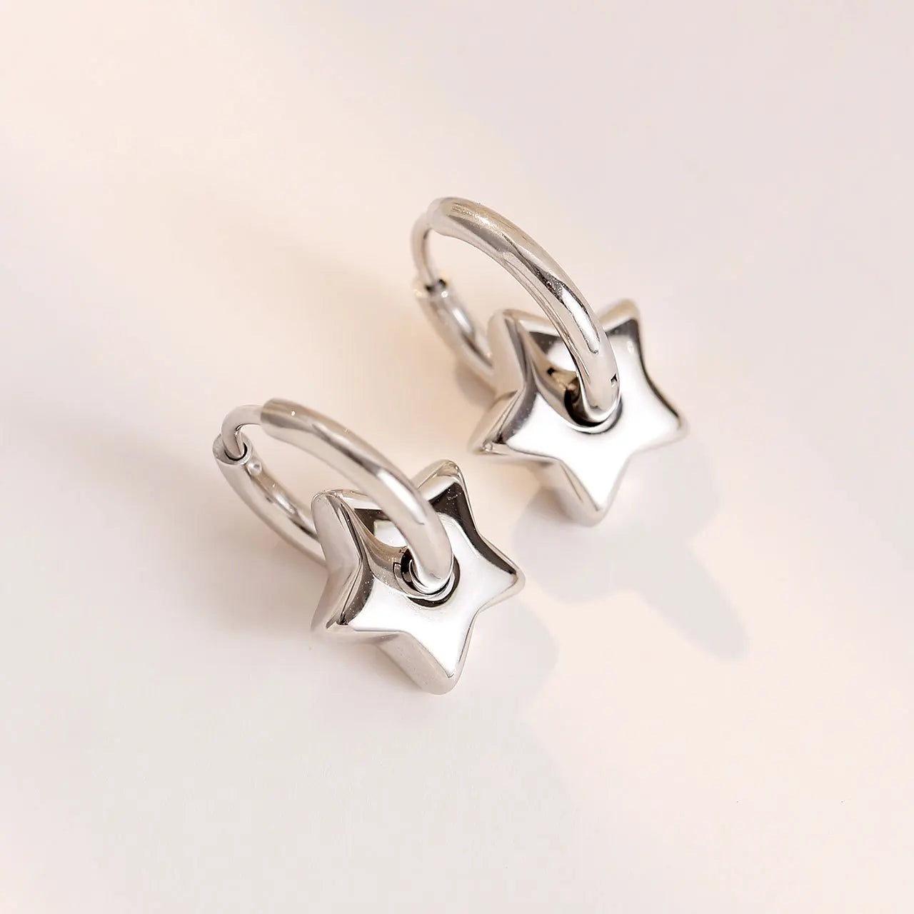 Fashion PVD Earrings Jewelry Stainless Steel Gold Plated Huggie Studs Star Earrings for Women