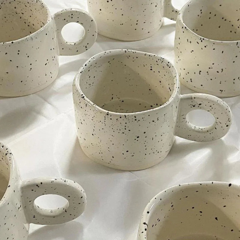 SOLHUI 2021 Hot Sale Colorful Glazed Ceramic Coffee Cup Irregular Shape Simple Ceramic Mug