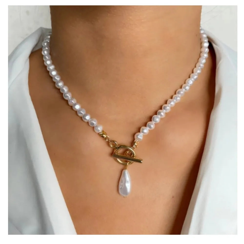 VKME New Baroque Irregular Pearl Link Chains Necklace Women Jewelry Gift Geometric Locket Pendant Pearl Necklaces
