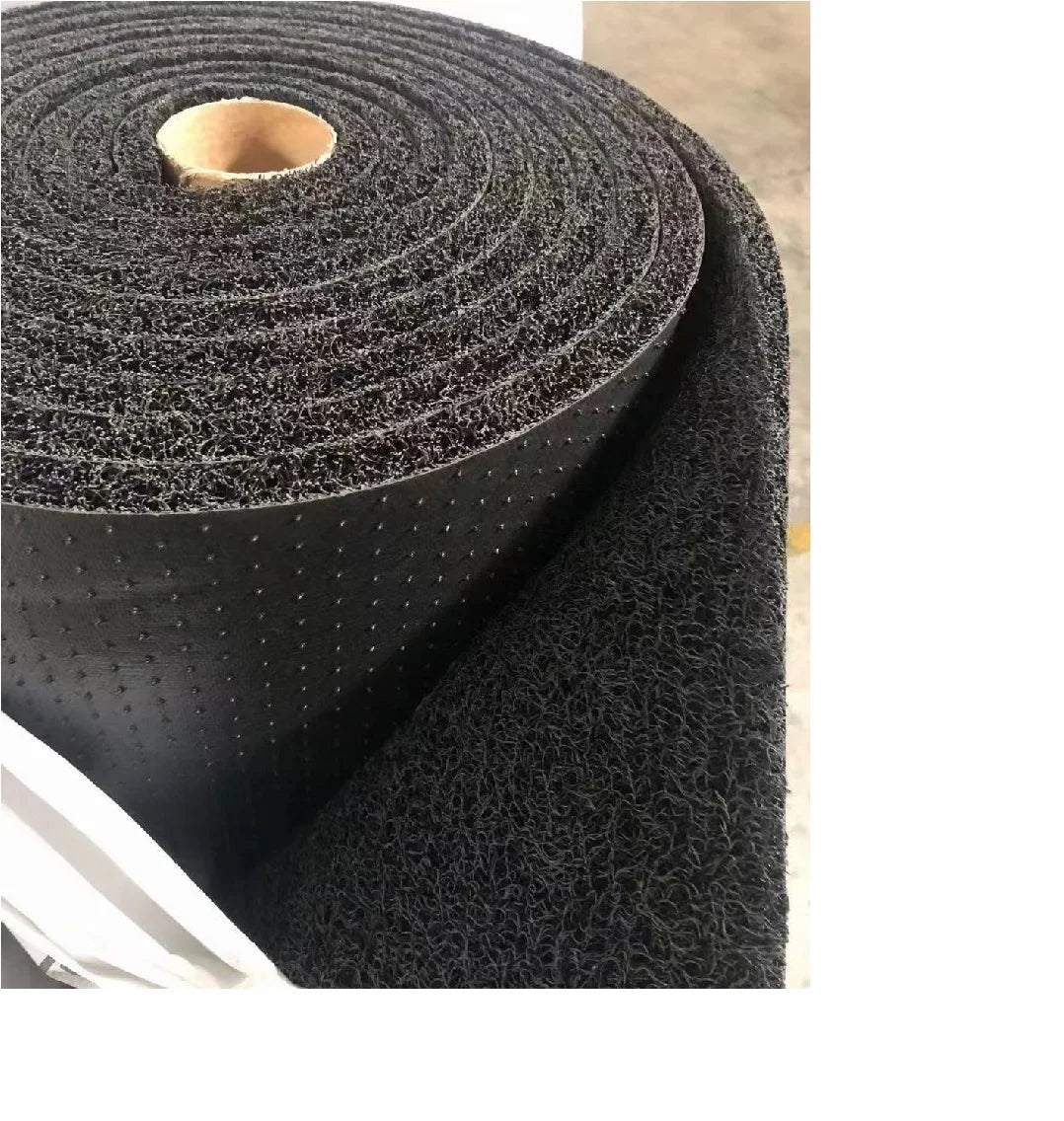 Coil Car Floor Mats with Spikes Bottom 15mm Thick Non-Slip PVC 120cm X 900cm Size 38kg Weight Loop Pile Technique