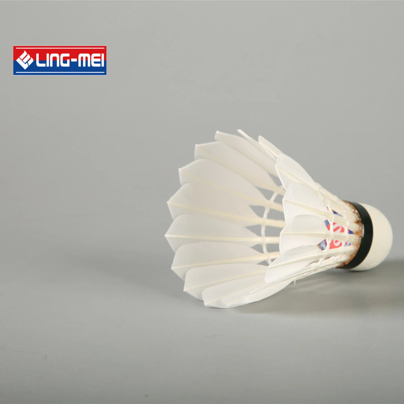 Class a Badminton Shuttlecocks Professional Goose Feather for Wholesales BWF International Competitions Lingmei 90 Pro