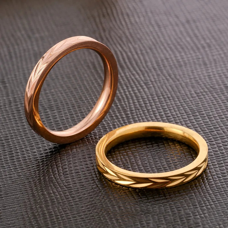 DAIHE Classic Minimalist 1.5-2.5MM Stainless Steel Willow Leaf Wedding Band Rings for Men Women