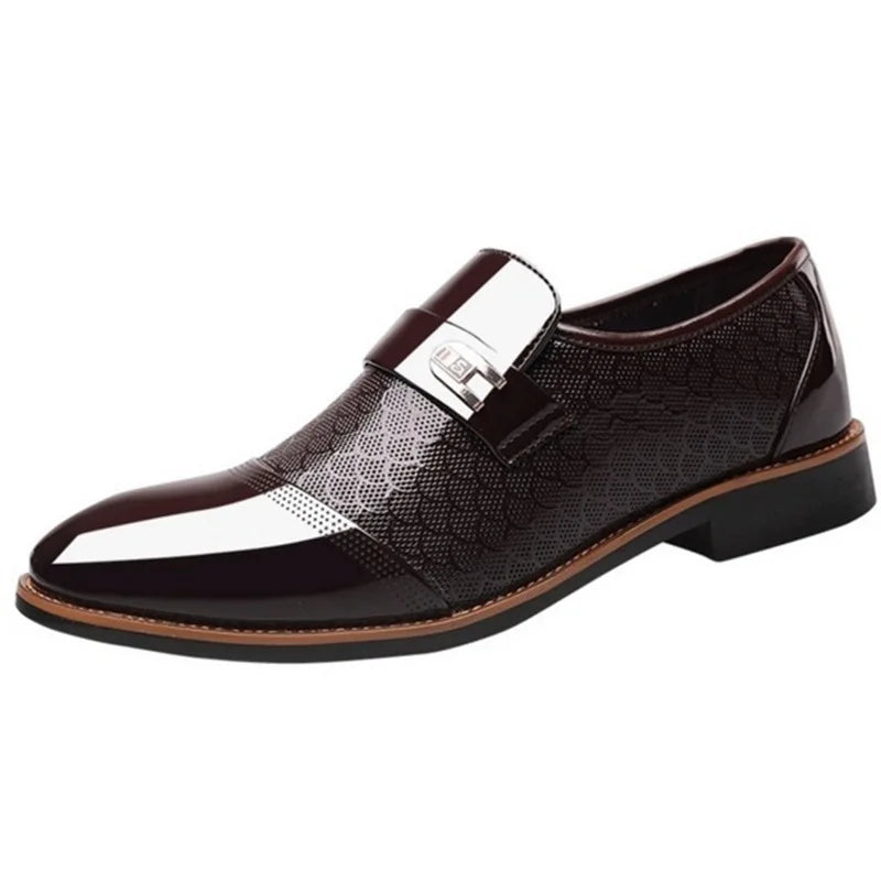 Men's Fashion British Style Casual Slip on Shoes Comfortable Business Shoes Man Flat Oxford Dress Shoes