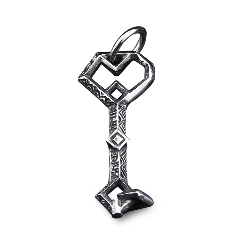 SS8-029P Casual Sporty Key Necklace Stainless Steel Key Pendant Necklace