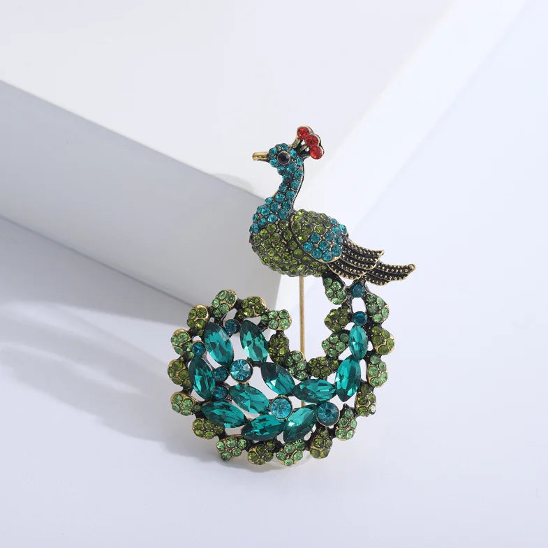 Personalized Retro Rhinestone Peacock Brooch Pin for Women's Fashion Crystal Animal Brooch Jewelry Accessories