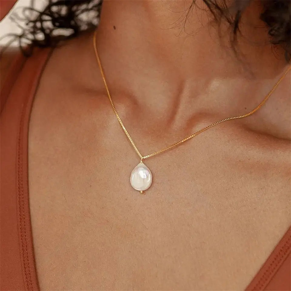 EManco Hot Selling Freshwater Pearl Pendant Necklace Stainless Steel Baroque Pearl Jewelry Women Party Holiday Gift Wholesale